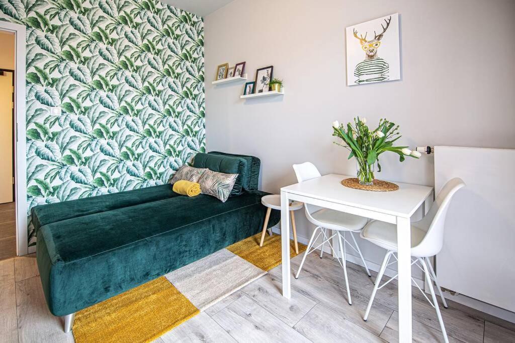 Apartament With Garden Bezplatny Parking !!! Kraków Eksteriør billede