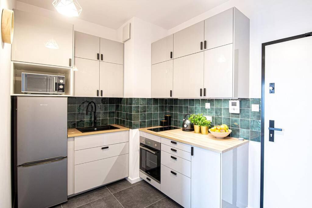 Apartament With Garden Bezplatny Parking !!! Kraków Eksteriør billede